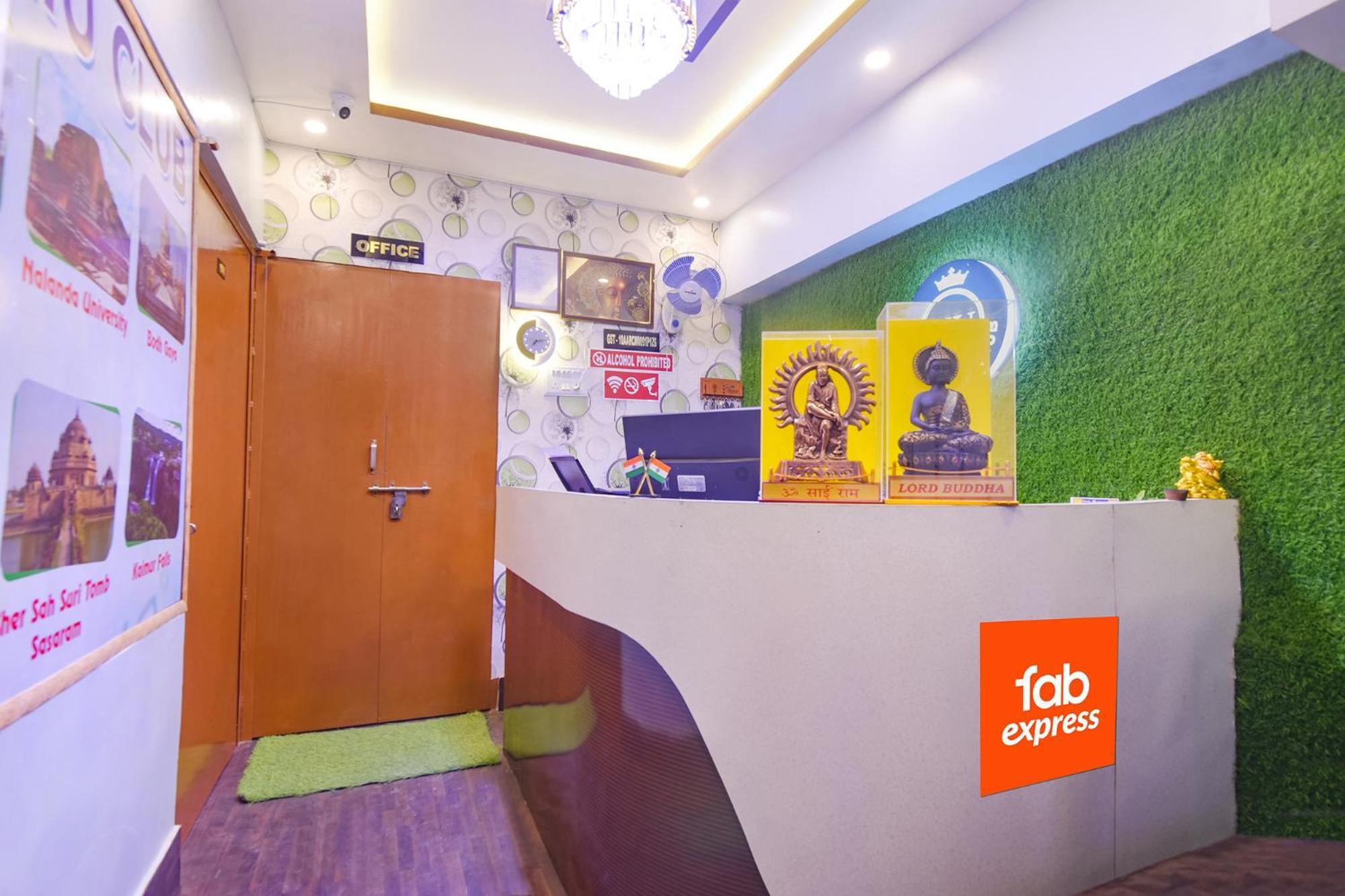 Fabexpress Mu Club Ξενοδοχείο Πάτνα Εξωτερικό φωτογραφία